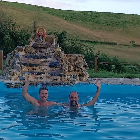 Отель Glamping Quintana Хихон Экстерьер фото