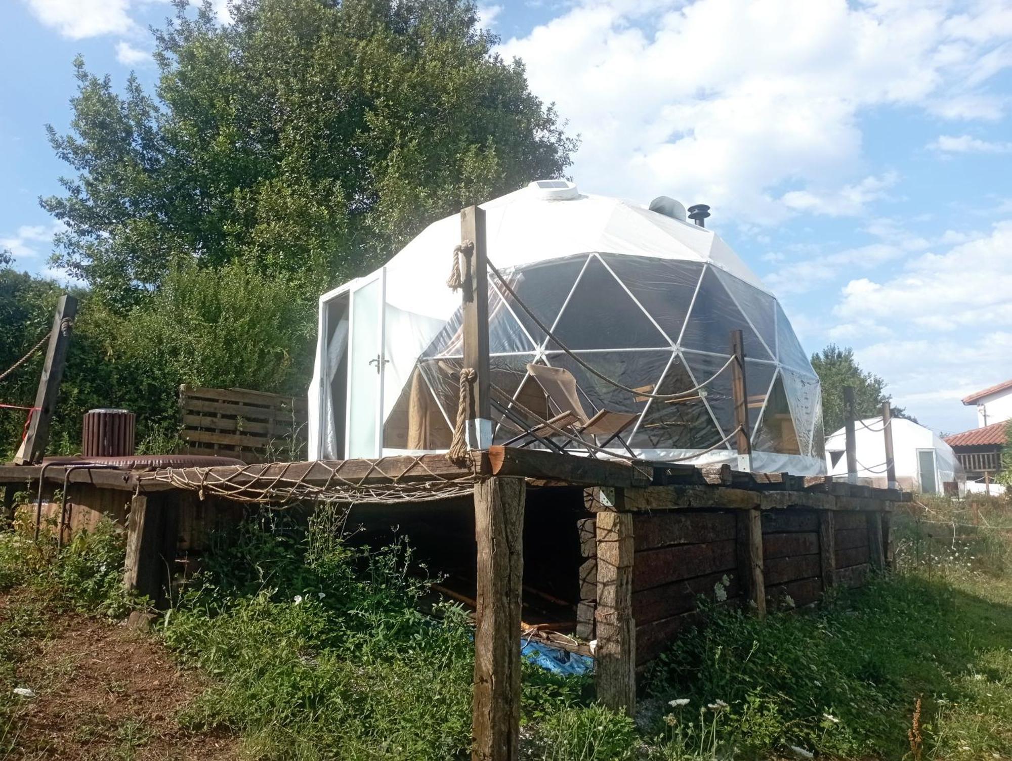 Отель Glamping Quintana Хихон Экстерьер фото