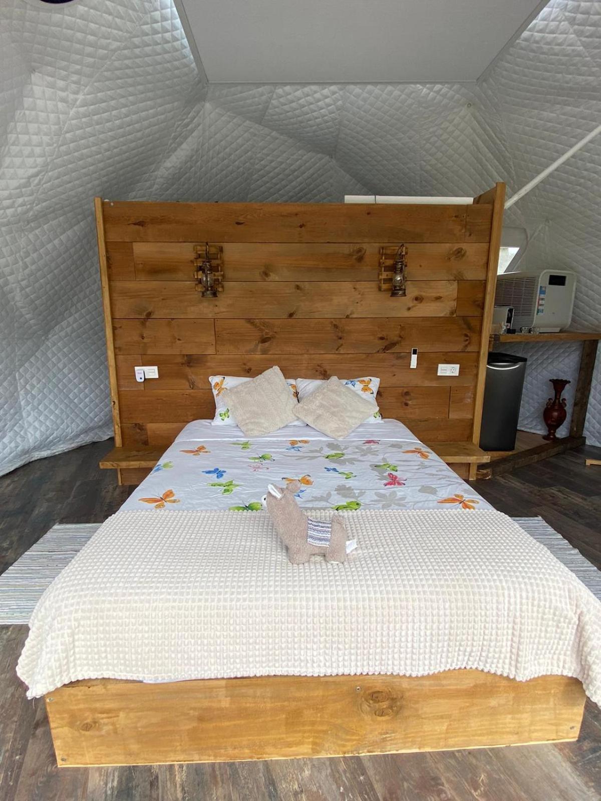 Отель Glamping Quintana Хихон Экстерьер фото
